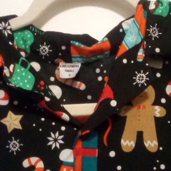 Hawaiian Holiday Shirt - Picture 3 of 4